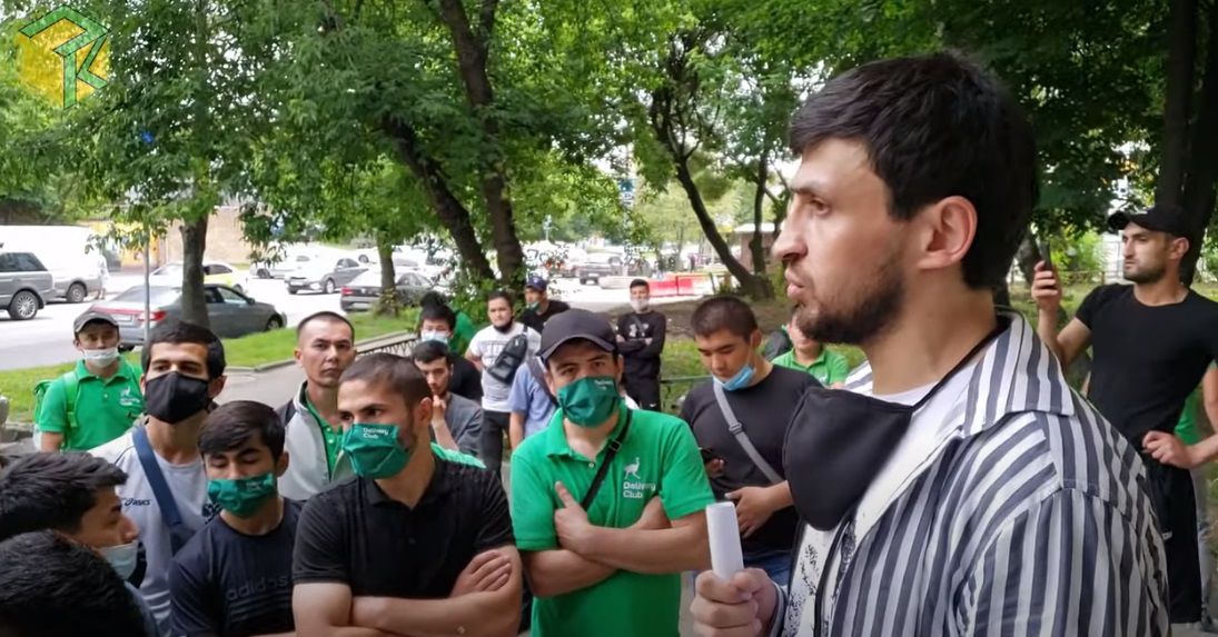 Русия: Муҳоҷири тоҷик ба корпартоӣ даъват намуд
