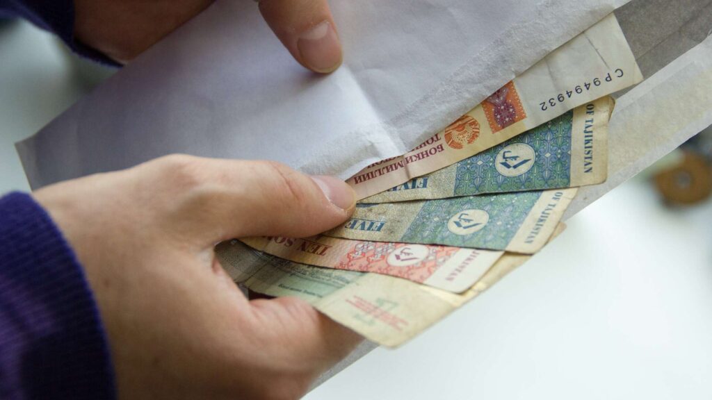 Плюс 5 доллар: дар Тоҷикистон нафақа баланд шуд